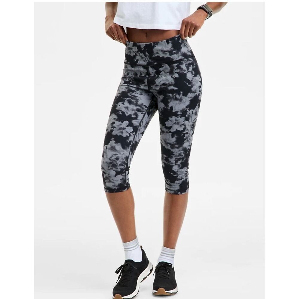 Athleta Floral Crush Capris